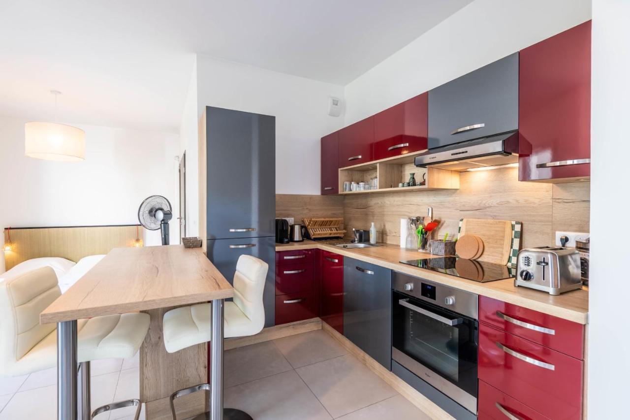Charming Apartment With Balcony And Parking Near The Center Of Annecy Exterior photo